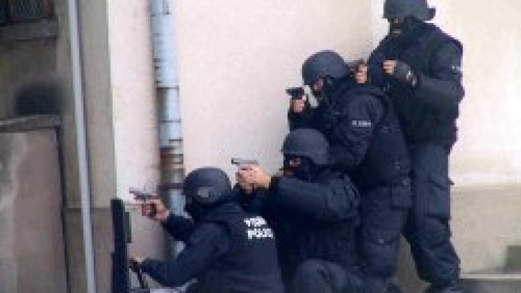 Мечтата на две хлапета се сбъдна: станаха полицаи за един ден