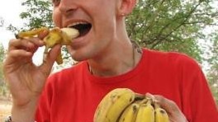 Бъркани мисли по тайландски: Кисело мляко, банани и един монах