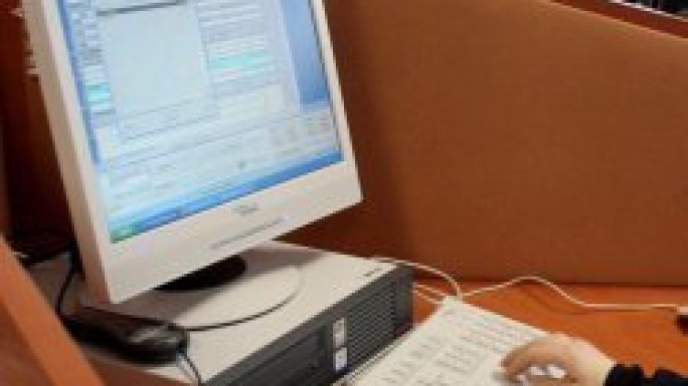 Общо 10% от интернет потребителите са били жертва на онлайн измама