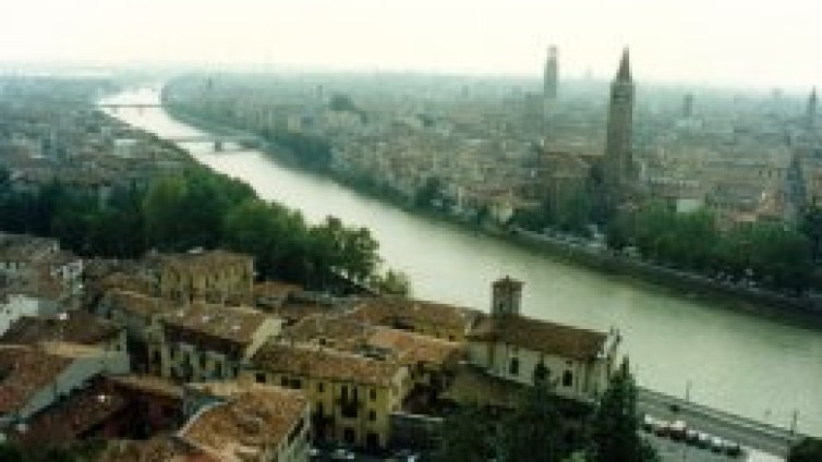 Нова нискотарифна авиокомпания ще лети до Верона