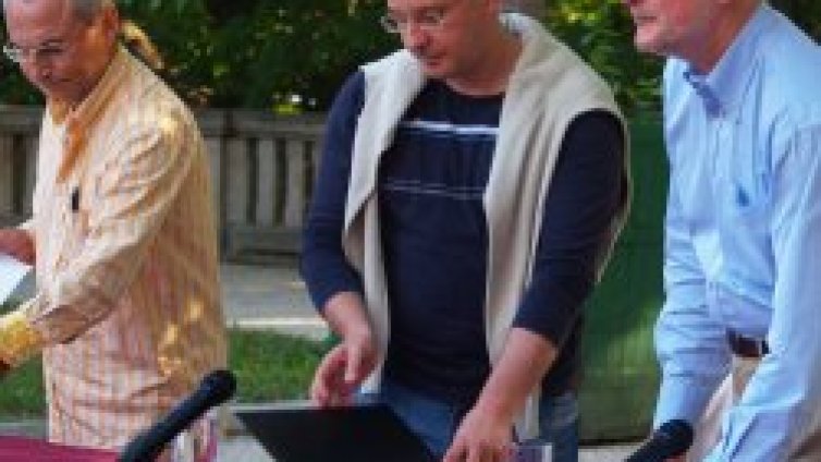 Станишев обеща и следващо увеличение на пенсиите