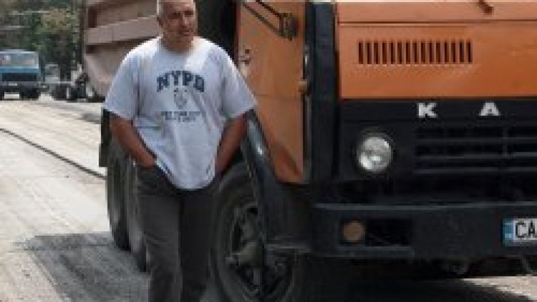 Б.Б. се юрна да инспектира метрото