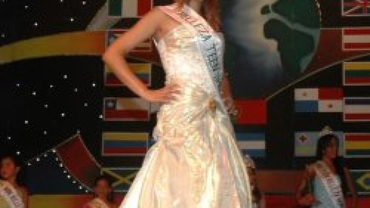 Българка стана "Мис Тийн Интърнешънъл 2007"