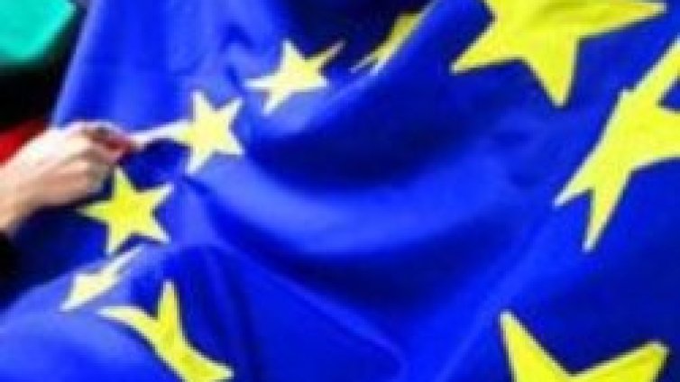 Европейски хули и потупвания за съдебната ни система