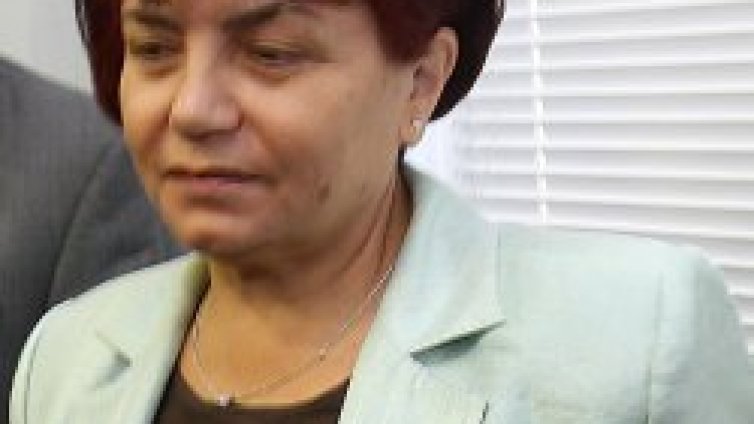 Анонимен мъж към Такева: До Шумен няма да стигнеш жива