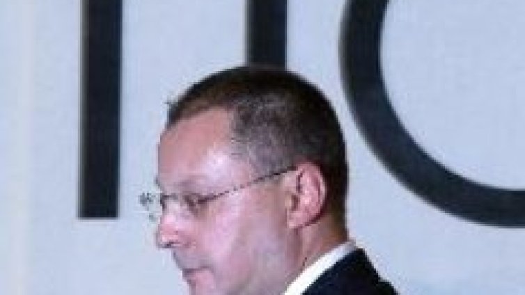 Станишев: Бойко, свали си розовите очила