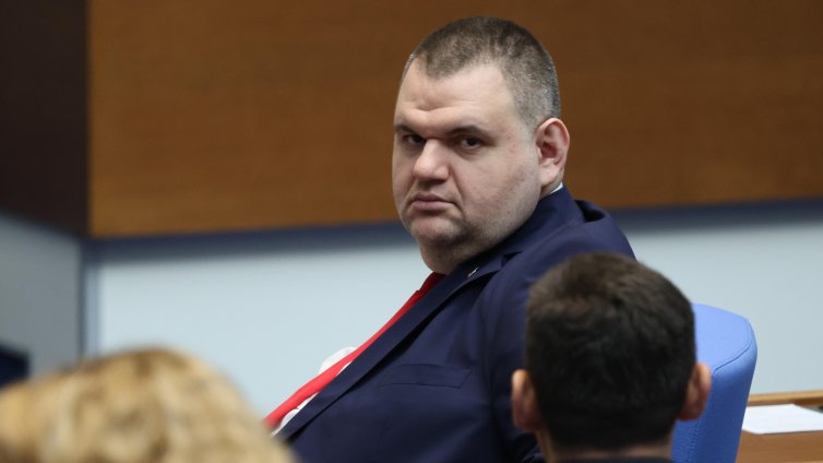 СГС вписа Делян Пеевски като единствен председател на ДПС