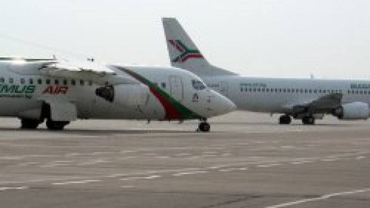 Авиокомпании анулират полети