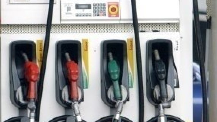 Нов рекорд за петрола &ndash; 100,10 долара за барел