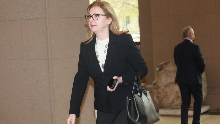 Румяна Бъчварова: Хората, които се страхуват от Радев, ще го направят фактор