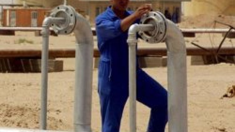 Петролът мина 135 долара за барел