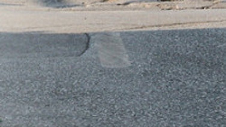 Осъдиха община Варна заради дупкa