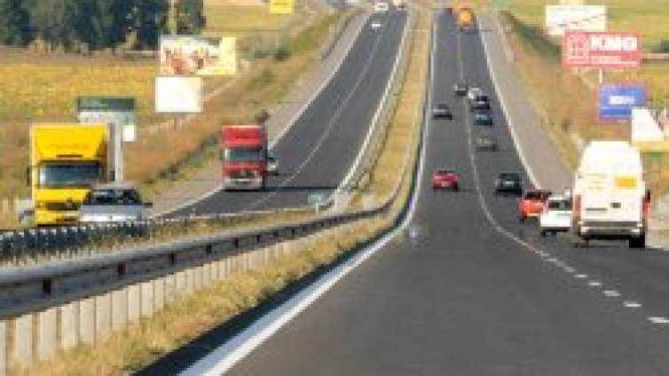 Станишев слага нови шефове на пътния фонд