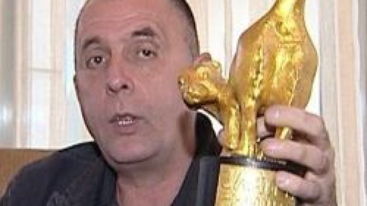 Заслугата на Коритаров - "Златен скункс"