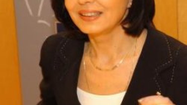 Кунева  - комисар на 2008