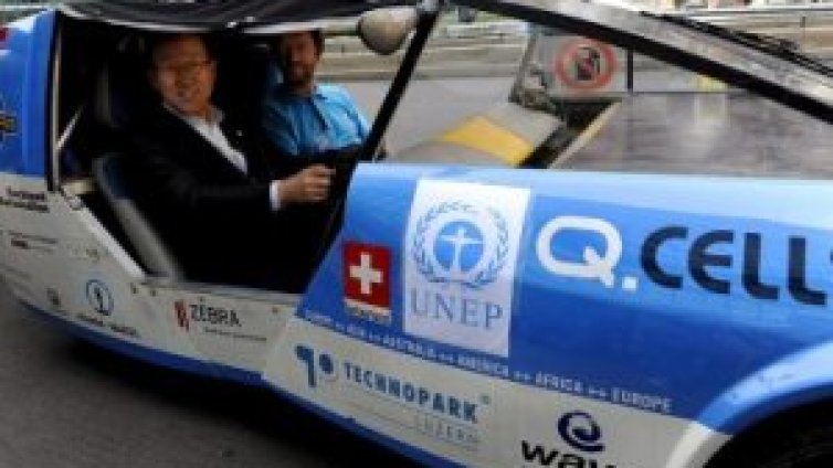 Слънчево такси обикаля света