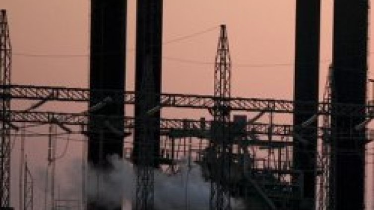 Рязък спад на петрола, очаквания за $25 барел