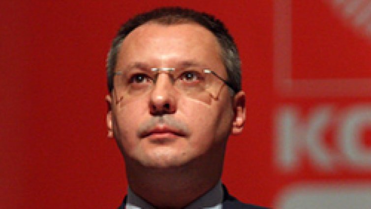 Сергей Станишев прати студентите пред общината