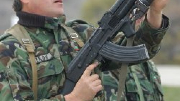 Вдигат заплатите на старшинките