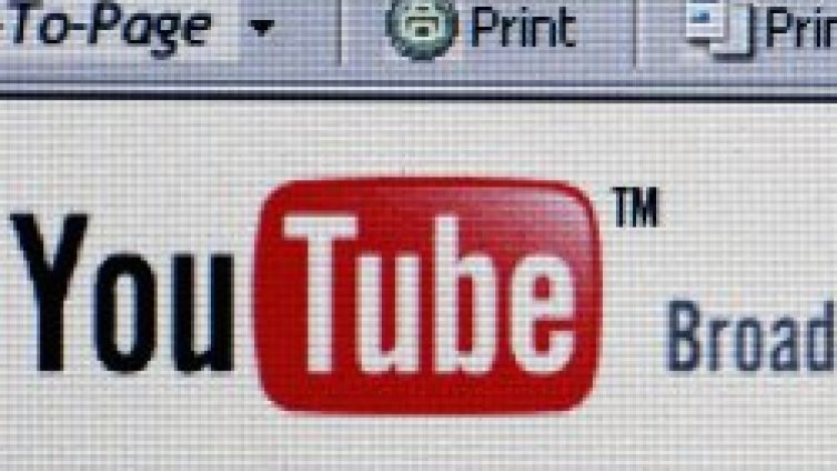 Колко изкарва YouTube?