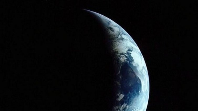 Вече можем да изпращаме SMS-и до Космоса