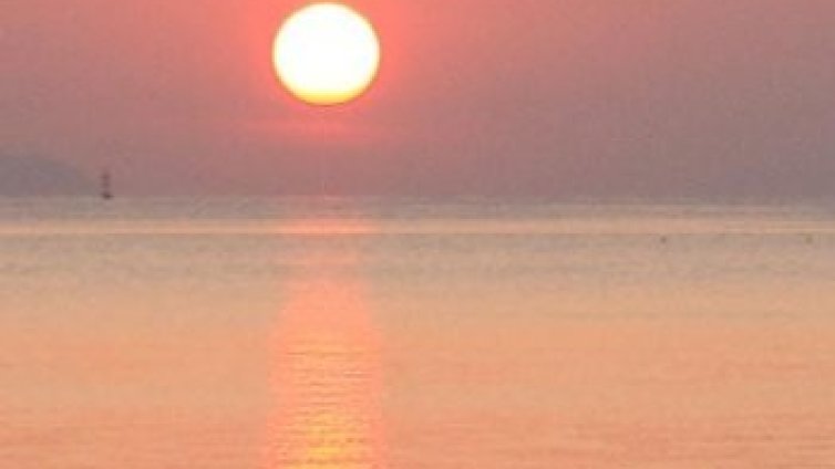На море без изгрев