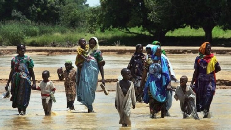 Суданка с панталон?! 40 удара с камшик