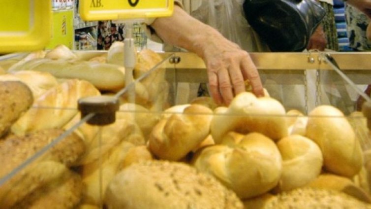 Икономисти: Исканата минимална цена на хляба е незаконна