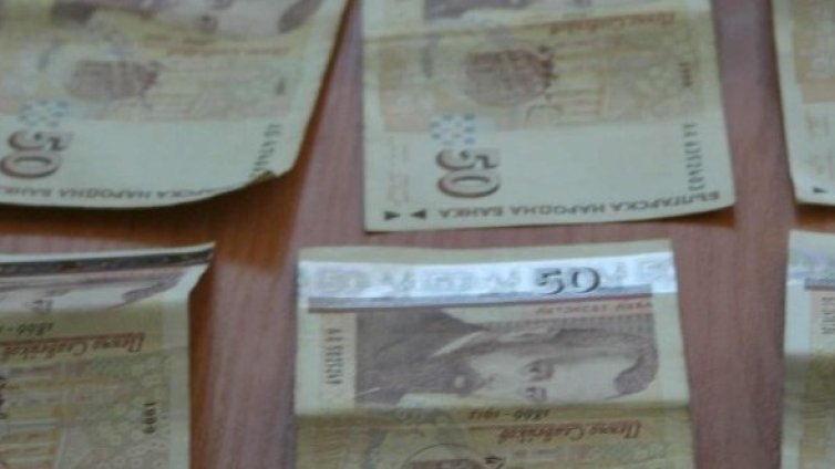 Кредитите през октомври с най-ниските лихви от 18 месеца