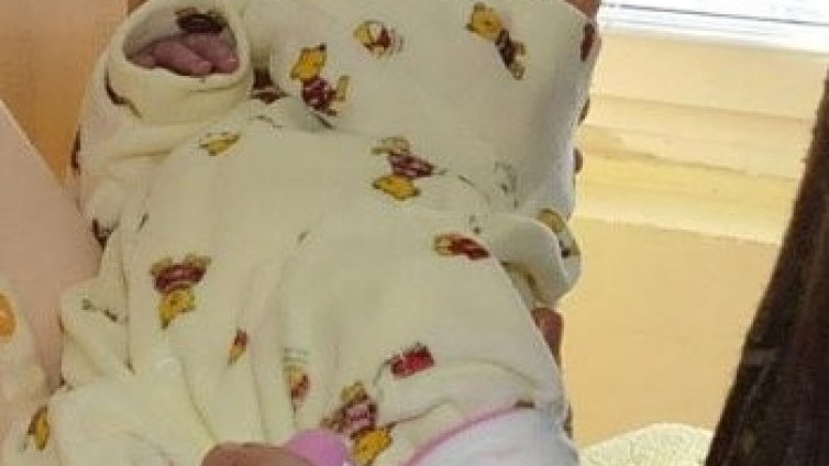 18-годишна роди четвъртото си дете в Ямбол