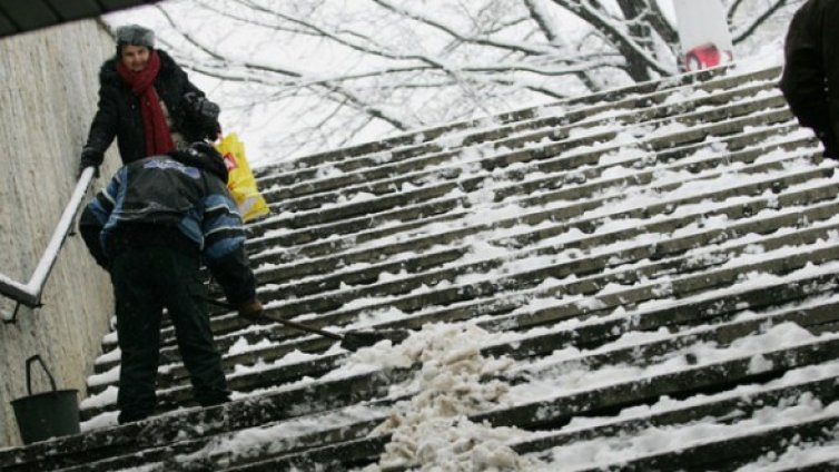 "Пирогов" пълен с изпотрошени