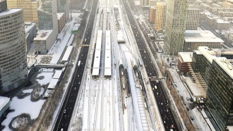 Хаос в транспорта в Западна Европа заради студа