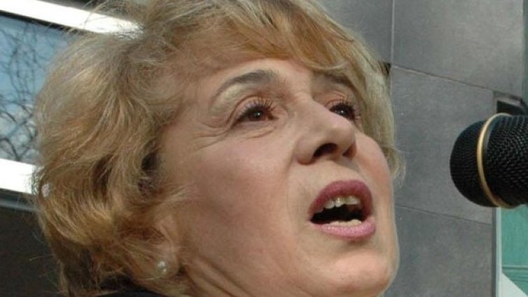 Нямам никакво основание да се крия от когото и да било!