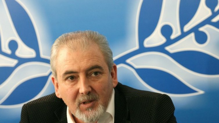 ДПС не ще да го играе морален съдник