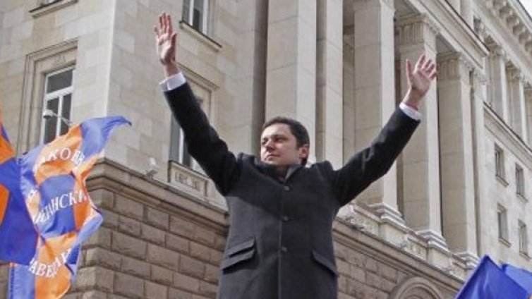 Яне все пак ще помогне за импийчмънта