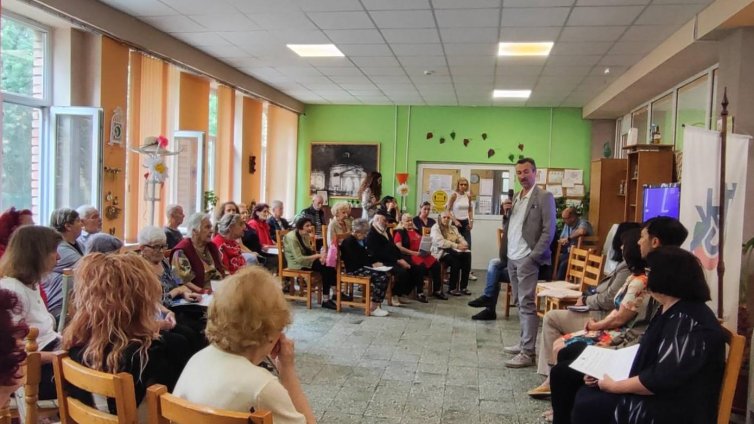 НЗОК започва беседи за здравните права в домовете за възрасти
