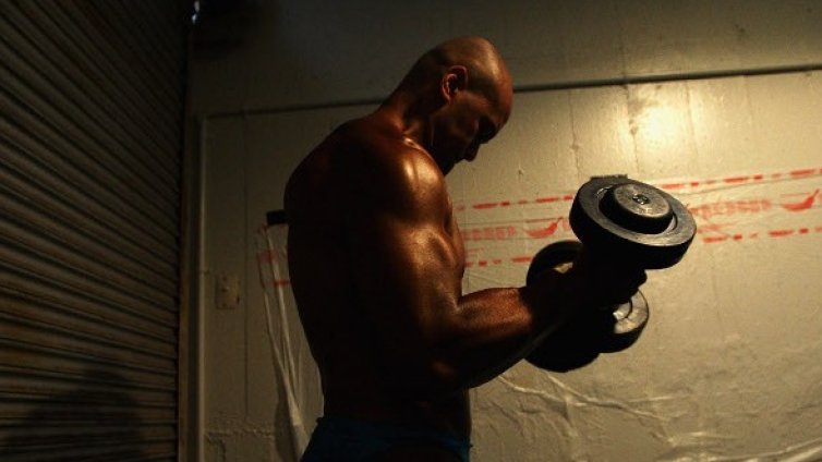 Лошите постъпки правят хората по-силни физически от добрите