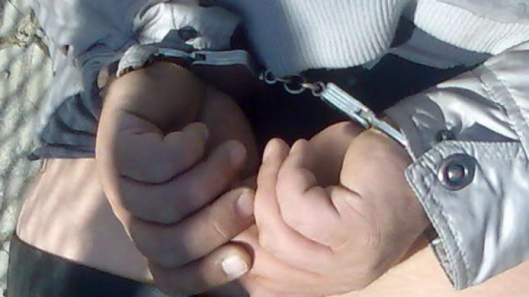Задържаха 48-годишен бургазлия за лихварство