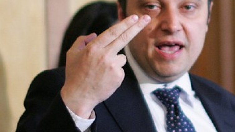 Яне зове сините за фронт срещу ГЕРБ