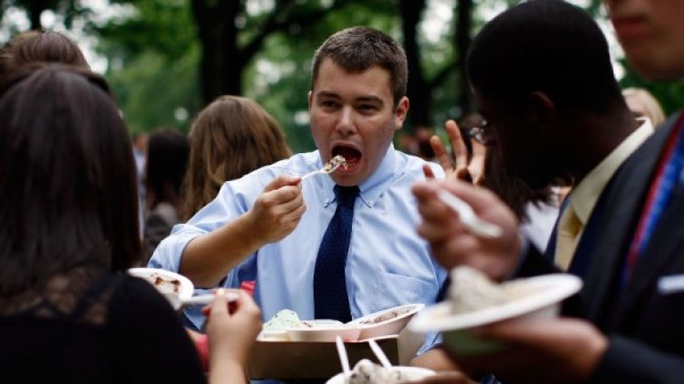 Криза ли? Американците ще пръснат $92 млн. само за чипс на 4 юли