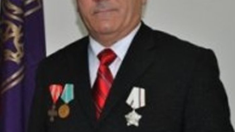 От ГЕРБ&ndash;Търново се хвалят: Наш човек завърши трета магистратура