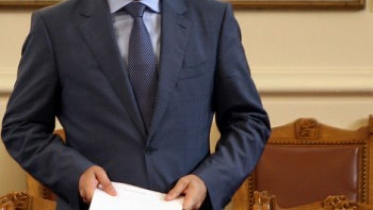 Нямам халваджийски тефтер със съдии, сопна се Цветанов
