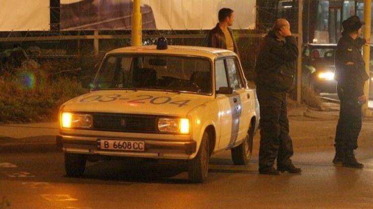 Роми вилняха и трошиха в спешното във Варна