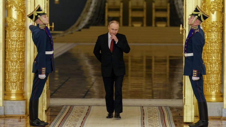 Путин превърна мирните преговори в оръжие