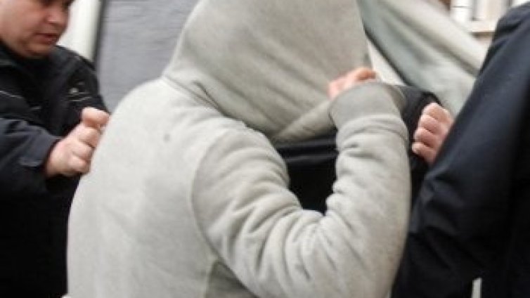 Сем. Тодорови, ет... ап... не свети 3-та нощ