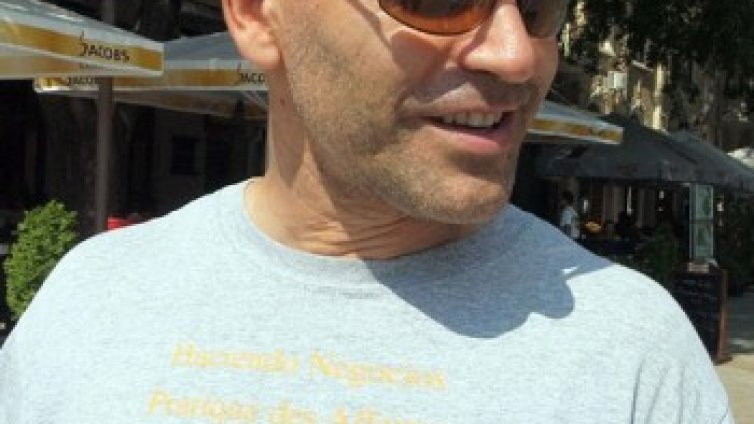 Дянков дири пари за динозаврите
