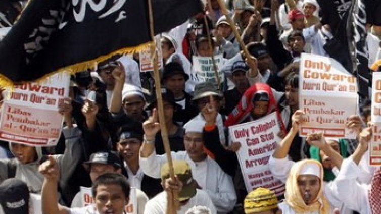 Американски генерал: Не изгаряйте Корана