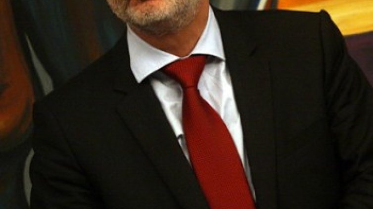 Младенов: Работещите в сивата икономика ще имат проблеми