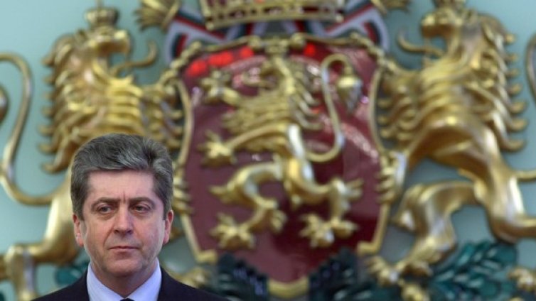 Проблем е, че в страната ни няма спортни бази, каза Първанов