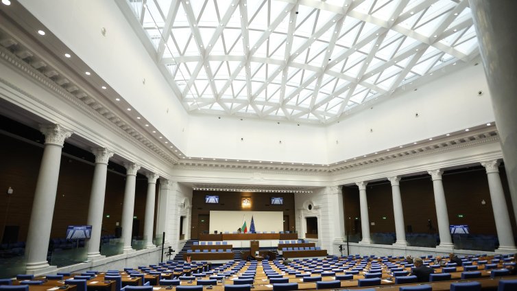 На второ четене: НС прие промени в Закона за защита на потребителите